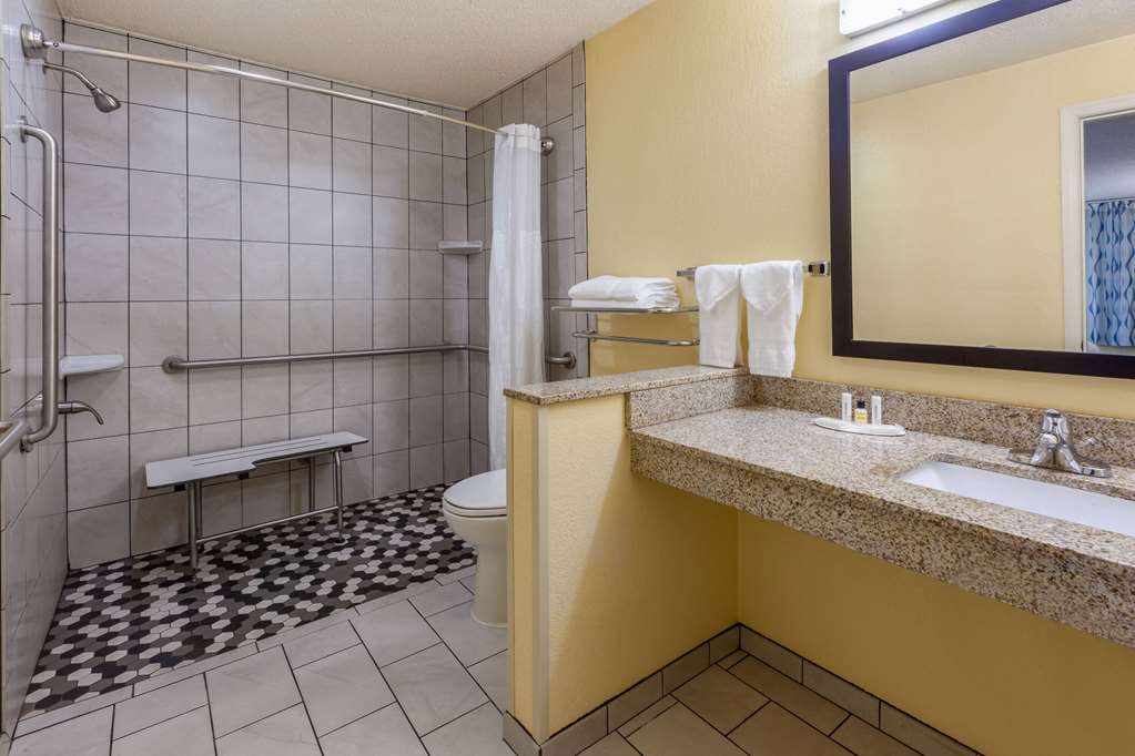 Days Inn by Wyndham Charles Town Harpers Ferry - photo 24