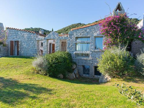 Casa Li Conchi H — 4-Star Luxury Hotel in Castiadas, Italy