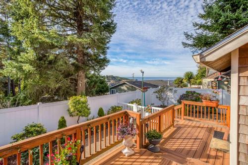 Lulas Landing in Depoe Bay, United States