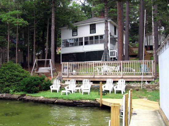 Lazy E Motor Inn - featured photo