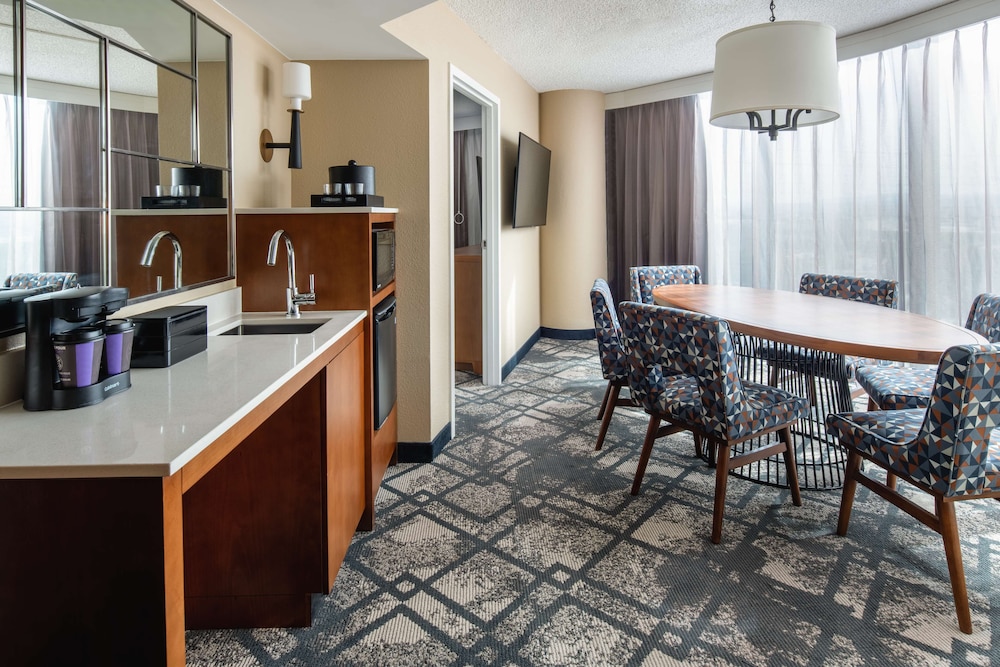 Embassy Suites by Hilton San Francisco Airport Oyster Point - photo 22