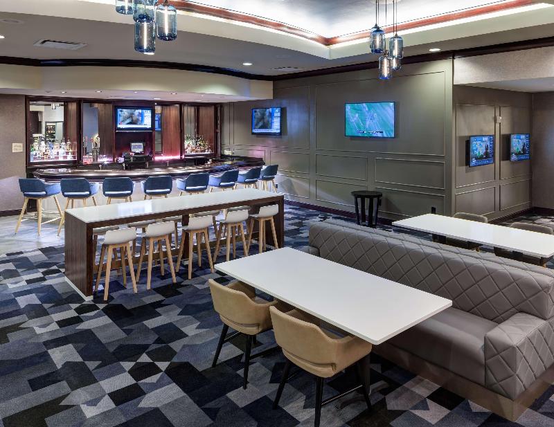 Embassy Suites by Hilton Tampa Brandon - photo 103