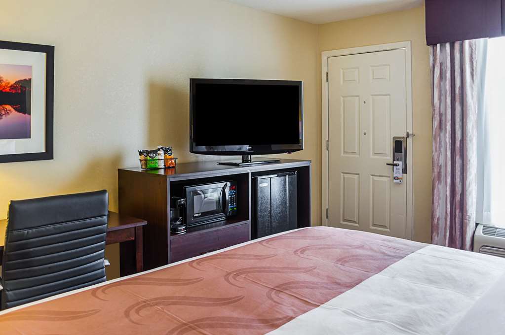Quality Inn Vicksburg - photo 20