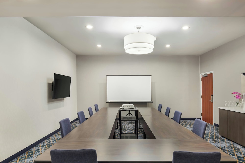 Courtyard by Marriott Rockaway Mount Arlington - photo 40