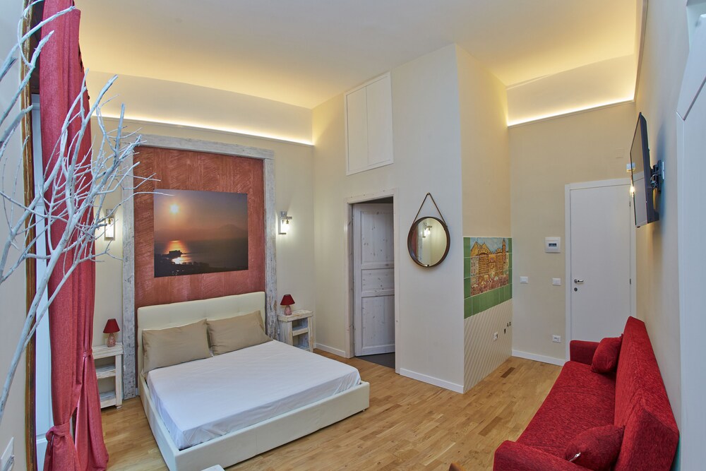 Corso 211 Beds & Suites — Naples — photo 2