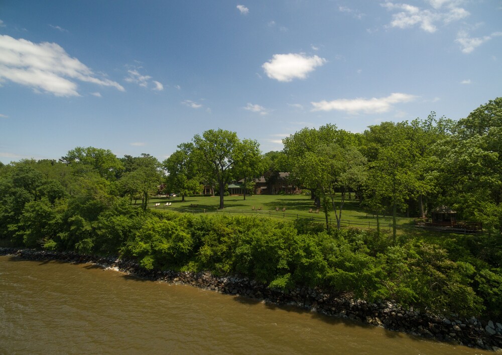 Great Oak Manor - photo 80