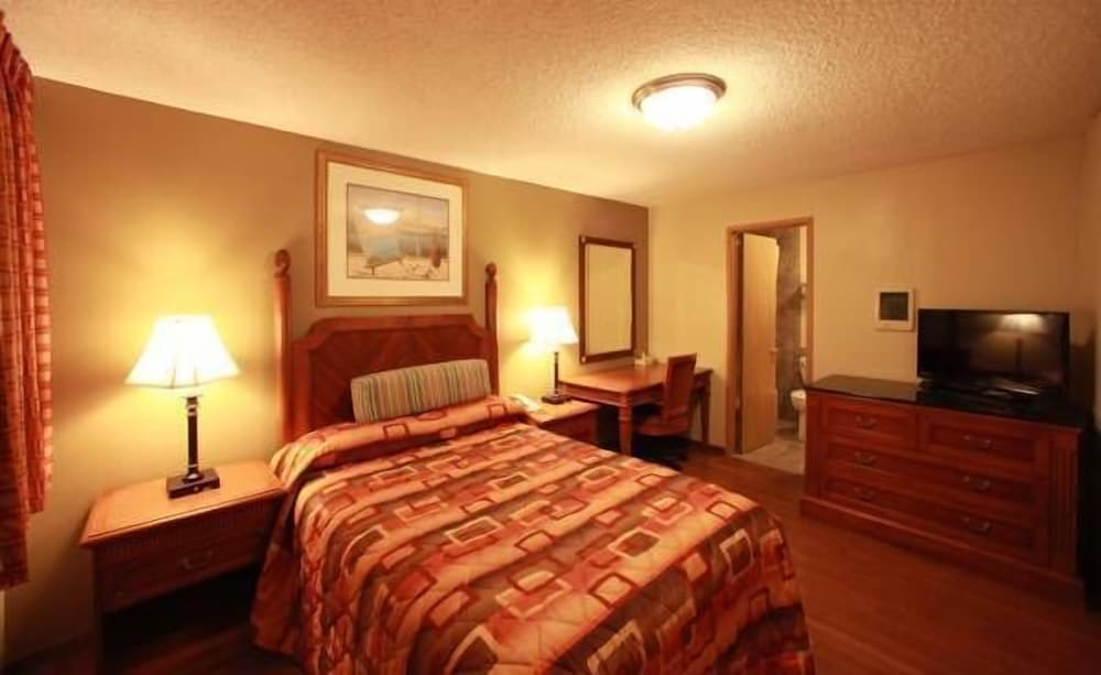 Executive Motel - photo 7