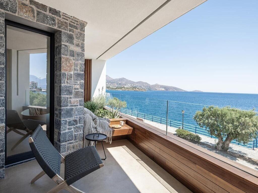 Seannamon Suites in Agios Nikolaos, Greece