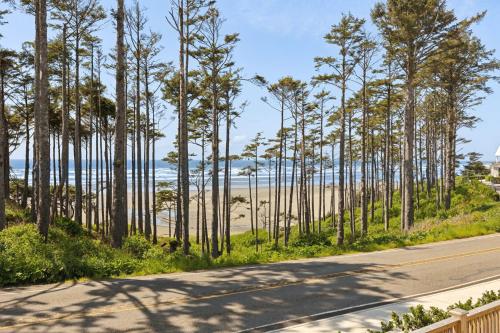 Sunset Boulevard by Seabrook Hospitality in Huntington Beach, United States