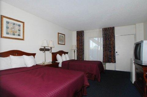 Rocky Mount Inn - photo 11
