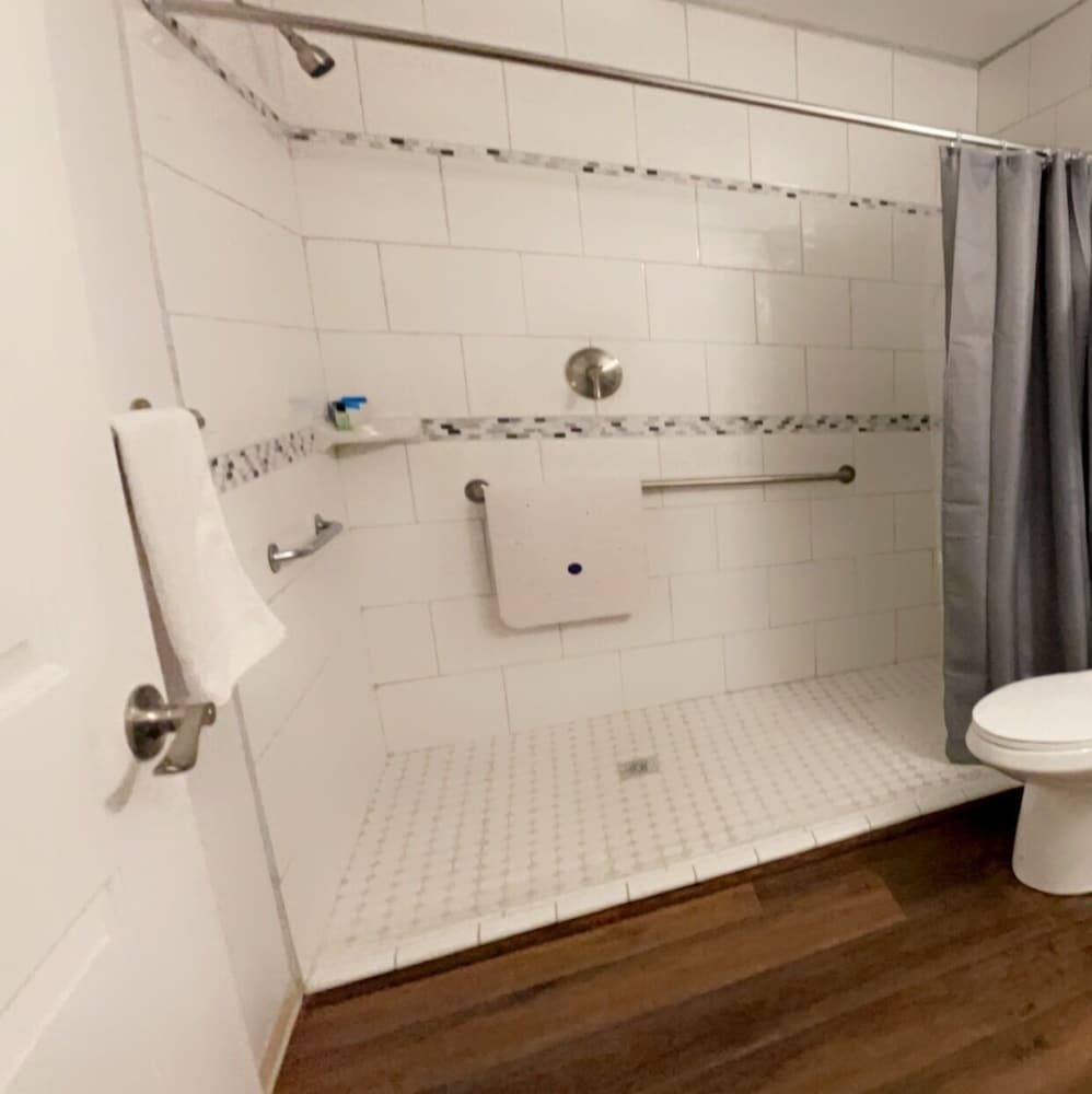Riverfront Lodging - photo 60