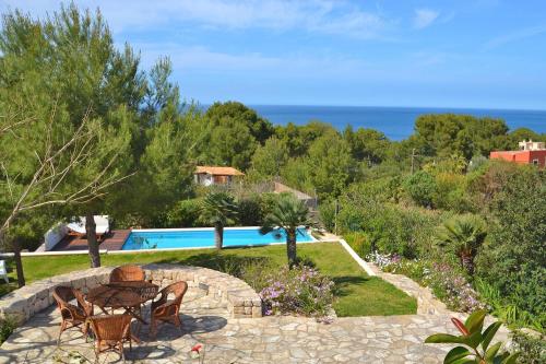 Dragonera 17 Chalet Betlem 104 — 4-Star Luxury Hotel in Arta, Spain