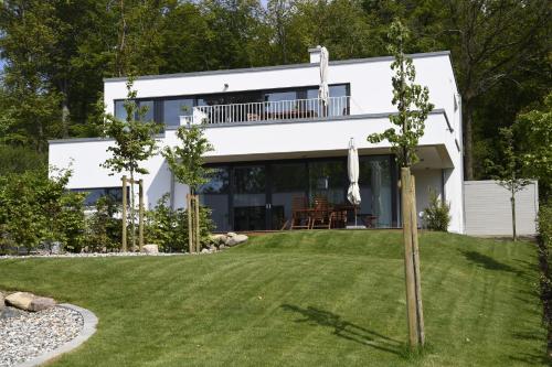 Haus Windsbraut FeWo 01 — 4-Star Luxury Hotel in Ostseebad Sellin, Germany