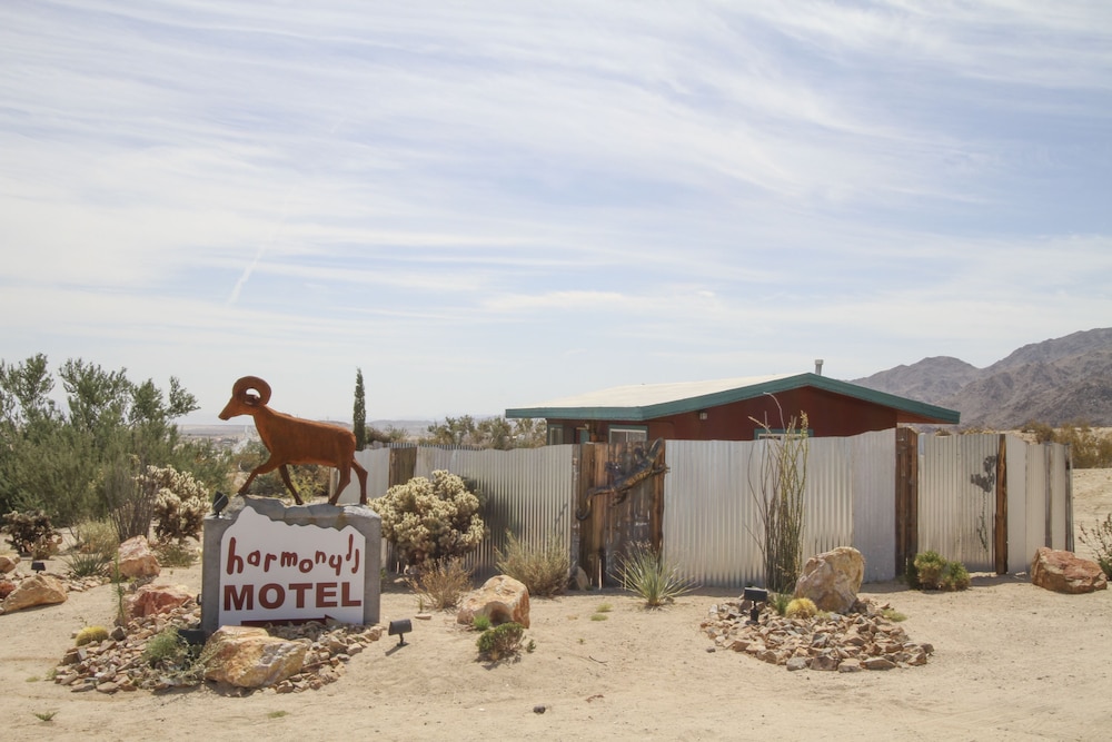 Harmony Motel - photo 45