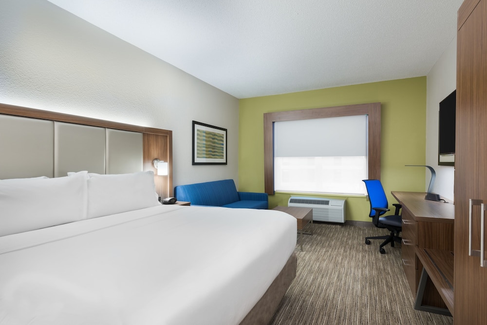 Holiday Inn Express & Suites Columbus Airport East by IHG - photo 7