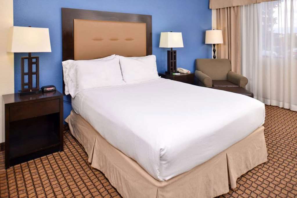 Ramada Plaza Sheridan Hotel & Convention Center - photo 14