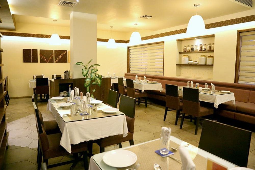 Oyo Premium New Shahupuri Kolhapur in Kolhapur, India