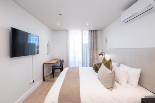 Newlands Peak Luxury Suite