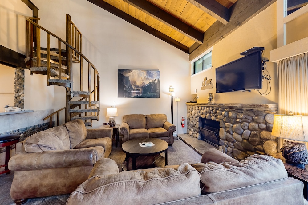 619 Lakefront - photo 46