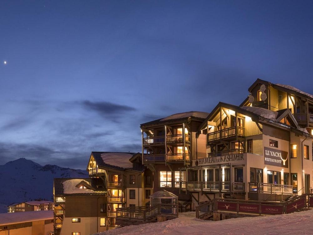 Résidence Le Hameau du Kashmir — 4-Star Luxury Hotel in Val Thorens, France