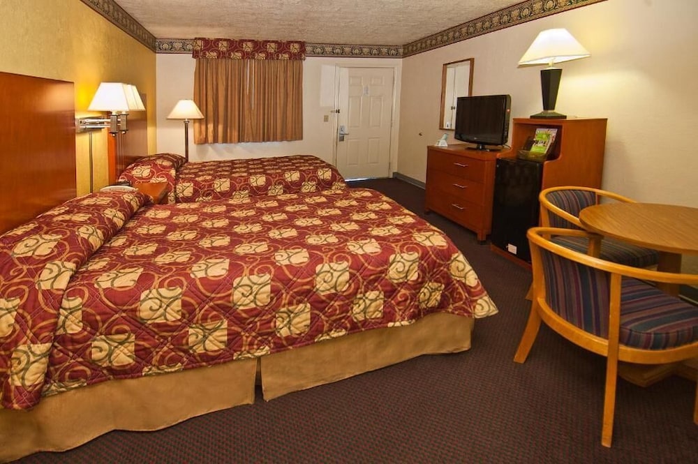 Winnie Inn Suites & RV Park - photo 15