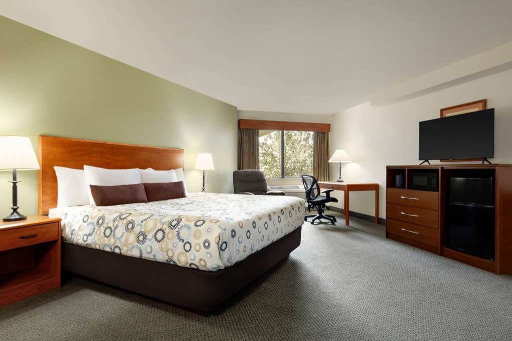 AmericInn by Wyndham Havre - photo 39