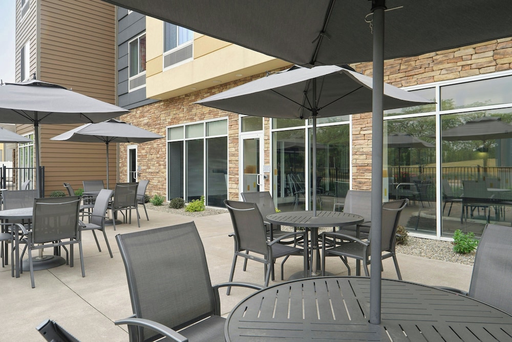 Fairfield Inn & Suites by Marriott Niagara Falls - photo 15