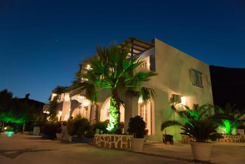 Elpiniki — hotel in Leros