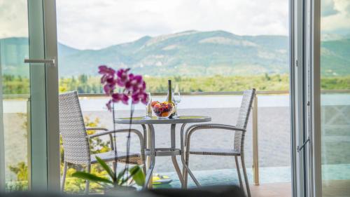 Apartments Edera — 4-Star Luxury Hotel in Tivat, Montenegro