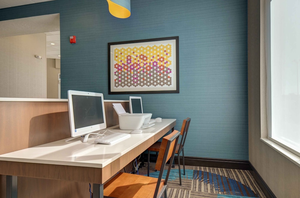 Holiday Inn Express & Suites North Platte by IHG - photo 12
