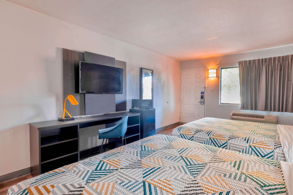Motel 6 Hammond IN Chicago Area - photo 9