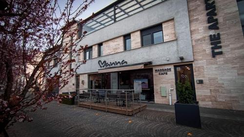 Manna Aparthouse — hotel in Jaszbereny