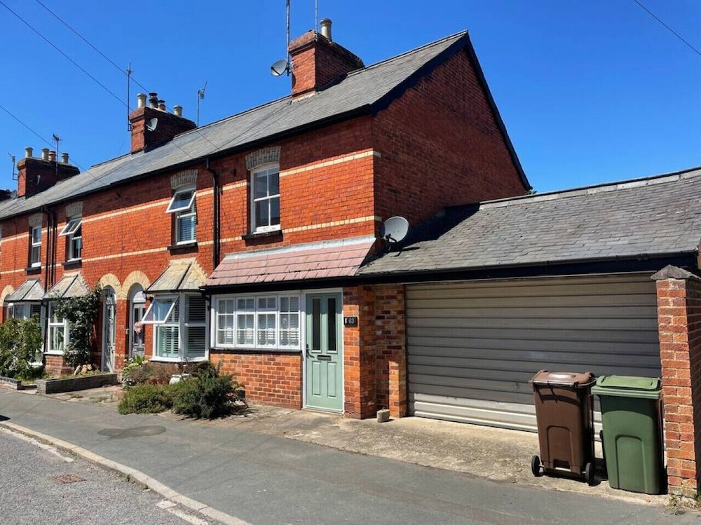 Park End House Parking Pet Friendly — 4-Star Luxury Hotel in Henley-On-Thames, United Kingdom