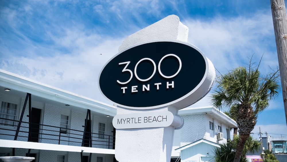 300 Tenth - photo 39