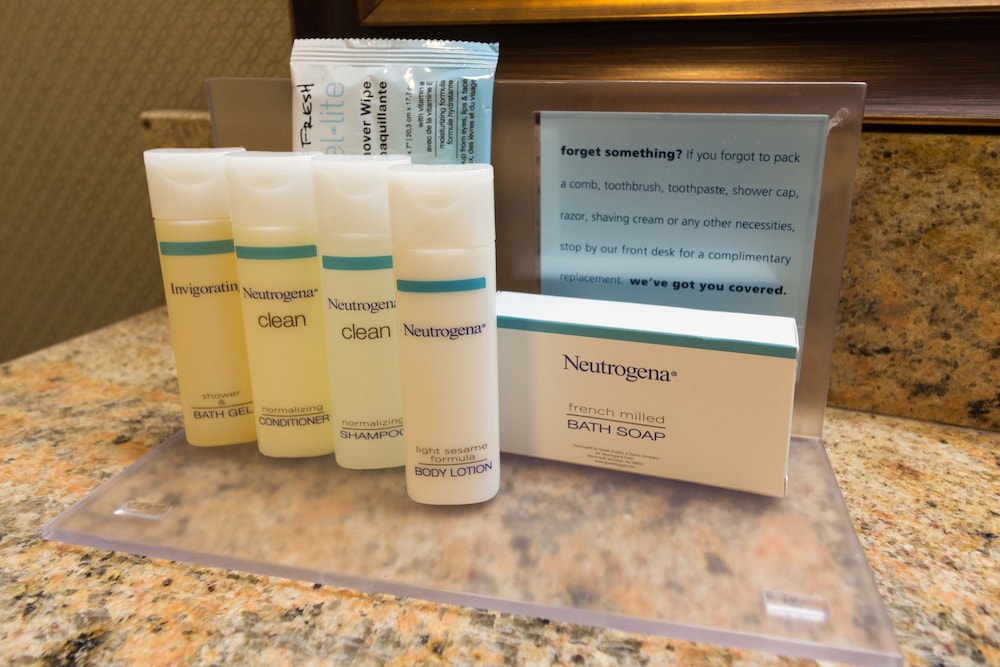 Hampton Inn Columbus South - photo 67