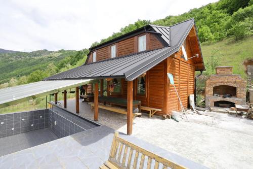 Drina Na Vodi in Bajina Basta, Serbia