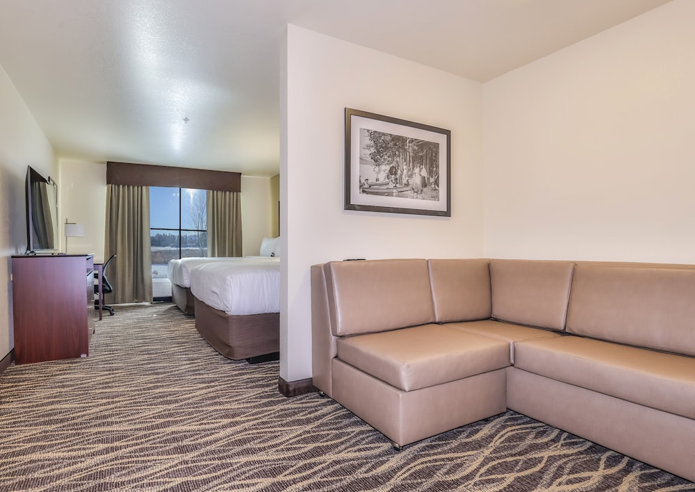 Cobblestone Hotel & Suites Rhinelander - photo 15