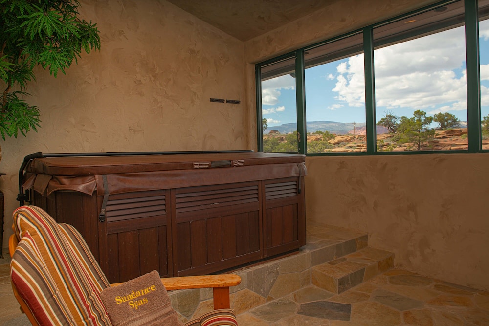 Cougar Ridge Resort LLC - photo 66