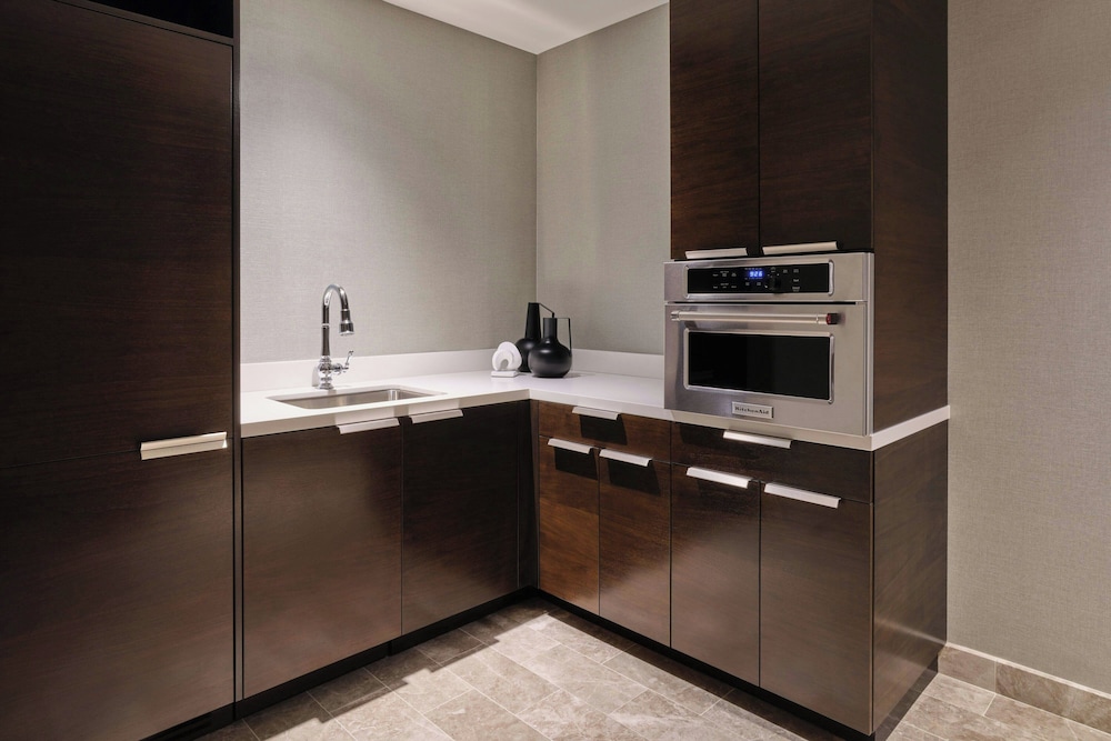 The St. Regis Chicago - photo 34