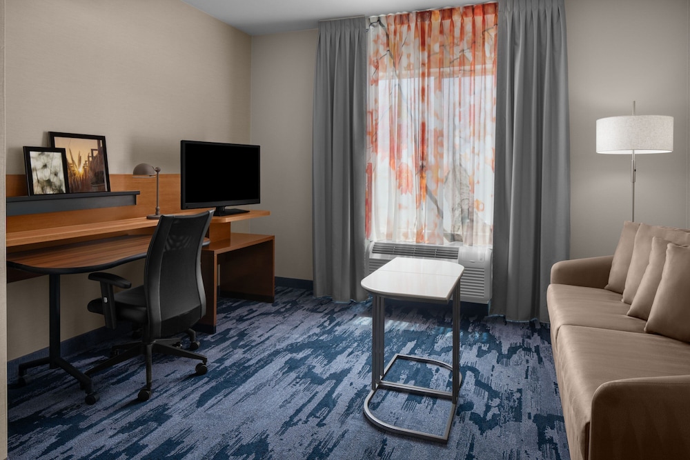 Fairfield Inn & Suites Tustin Orange County - photo 13