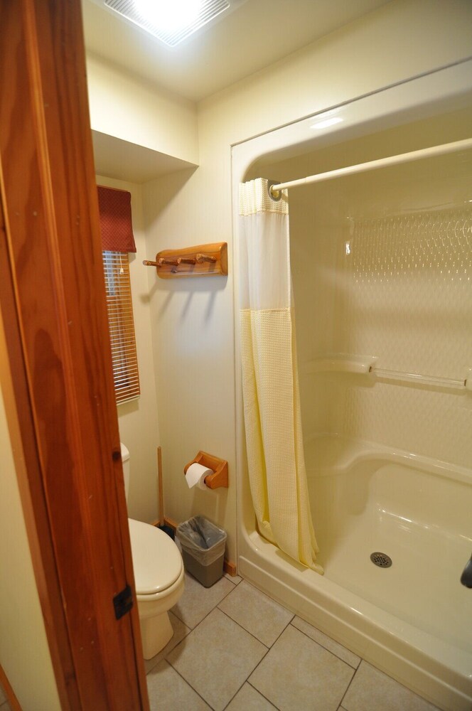 Whaleback Inn - photo 33