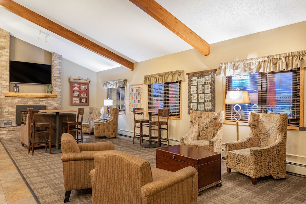 AmericInn by Wyndham Marshall - photo 5