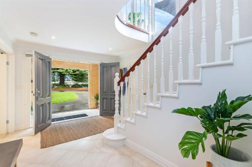 East Beach Haven — 4-Star Luxury Hotel in Port Fairy, Australia