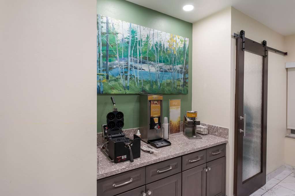 Quality Inn & Suites Salt Lake City Airport West - photo 54