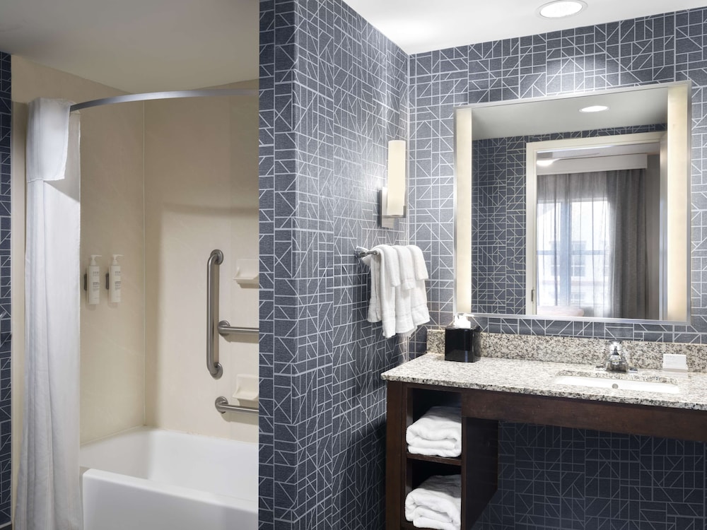 Homewood Suites by Hilton Columbus Airport - photo 27