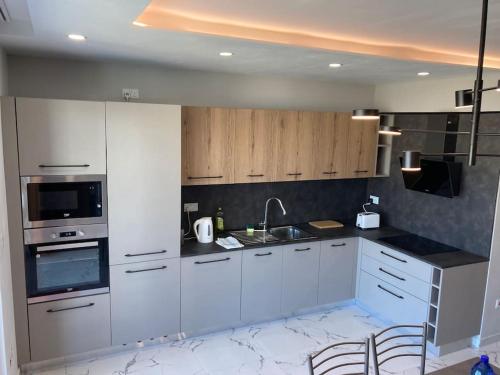 Sliema 2 Bedroom Apartment — 4-Star Luxury Hotel in Sliema, Malta