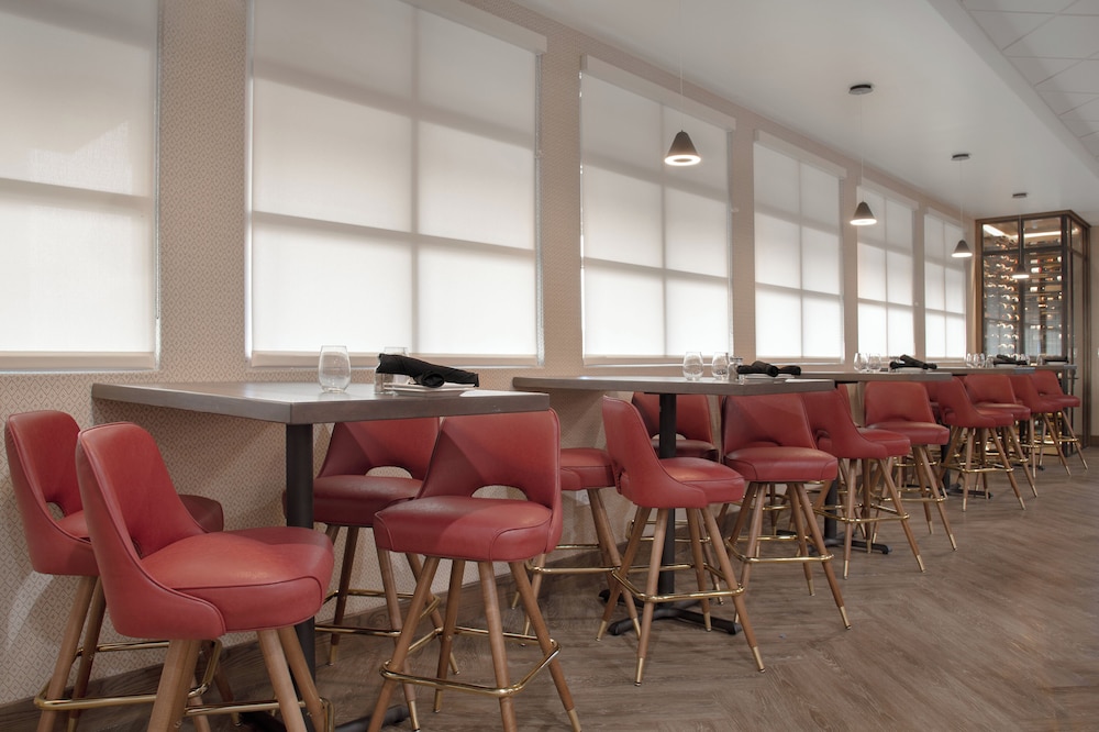 Holiday Inn & Suites Overland Park West by IHG - photo 35