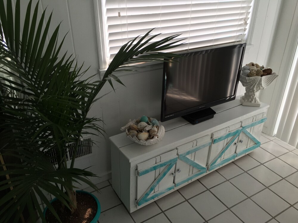 Suites On The Beach - photo 18