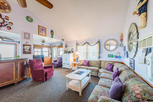 Coleman's Beach Front Inn - photo 15