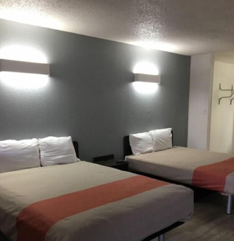 Sands Motel - photo 21